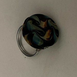 🌟 LAST CALL!!! 🌟 LIKE NEW! Multi-Colored Swirl-Styled Ring